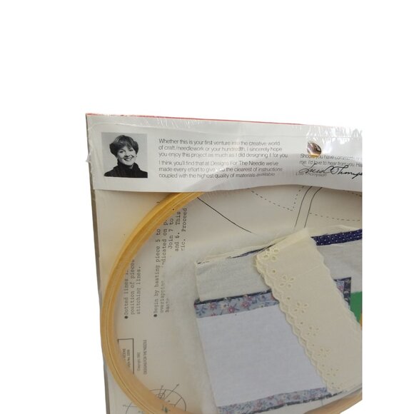 Vintage Christmas Craft Kit 2206 Calic-Os Winter Scene Applique and Hoop SEALED - Picture 2 of 6